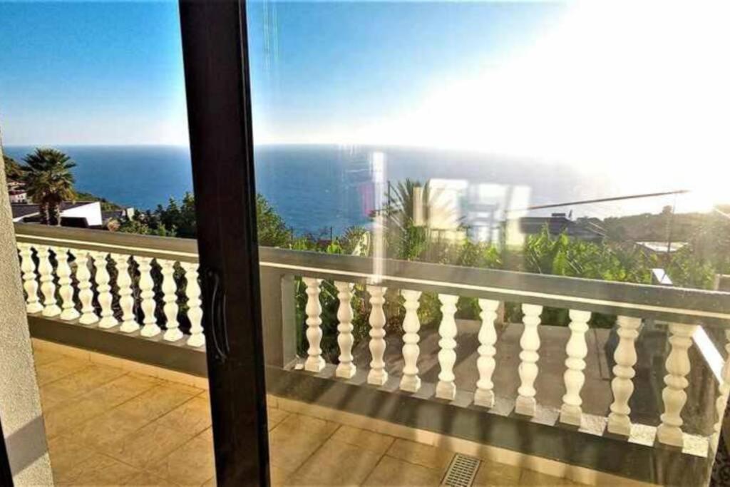 Arcos Grands Suites With Enormous And Private Pool. Arco da Calheta  Extérieur photo