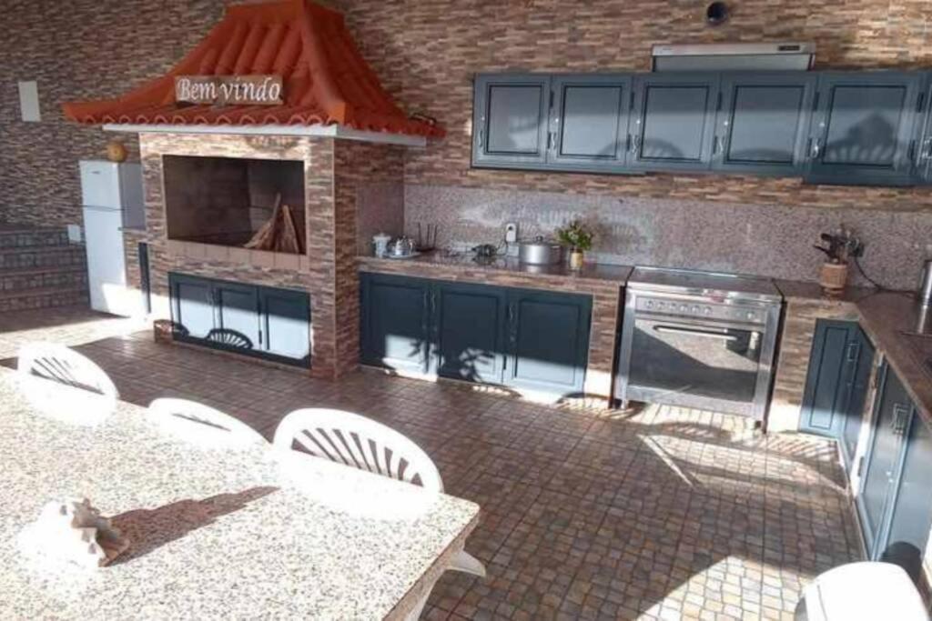 Arcos Grands Suites With Enormous And Private Pool. Arco da Calheta  Extérieur photo