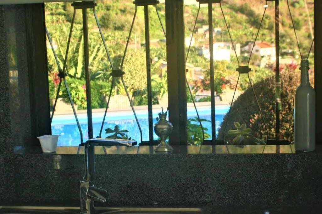 Arcos Grands Suites With Enormous And Private Pool. Arco da Calheta  Extérieur photo