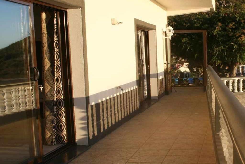 Arcos Grands Suites With Enormous And Private Pool. Arco da Calheta  Extérieur photo
