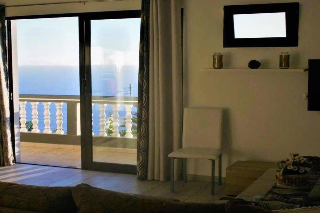 Arcos Grands Suites With Enormous And Private Pool. Arco da Calheta  Extérieur photo